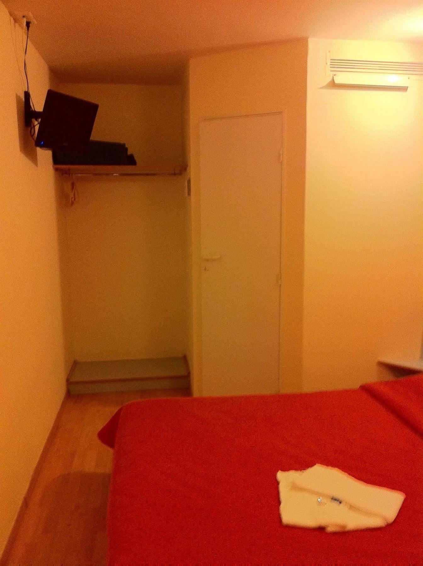 The Originals Access Aeroport, Hotel オーリヤック エクステリア 写真